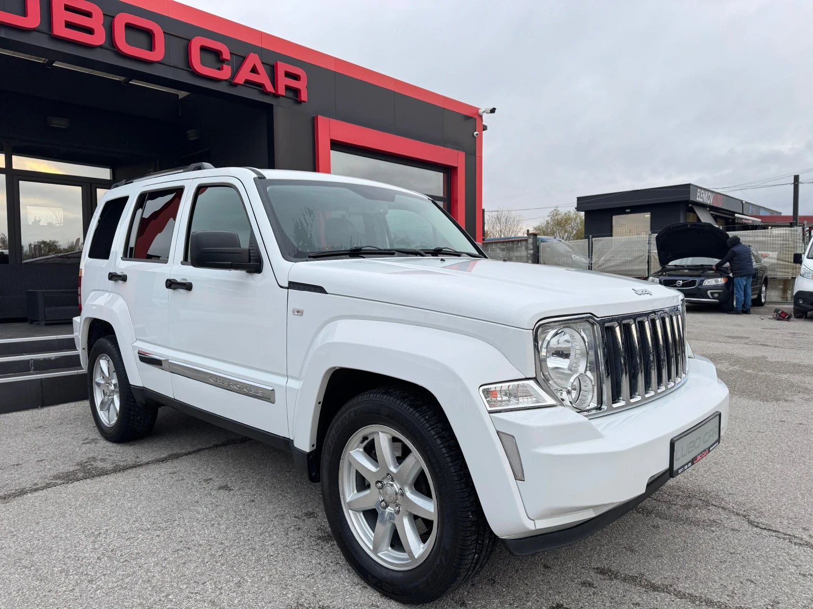 Jeep Cherokee 2.8D-AUT-NAVI---132.- | Mobile.bg   7