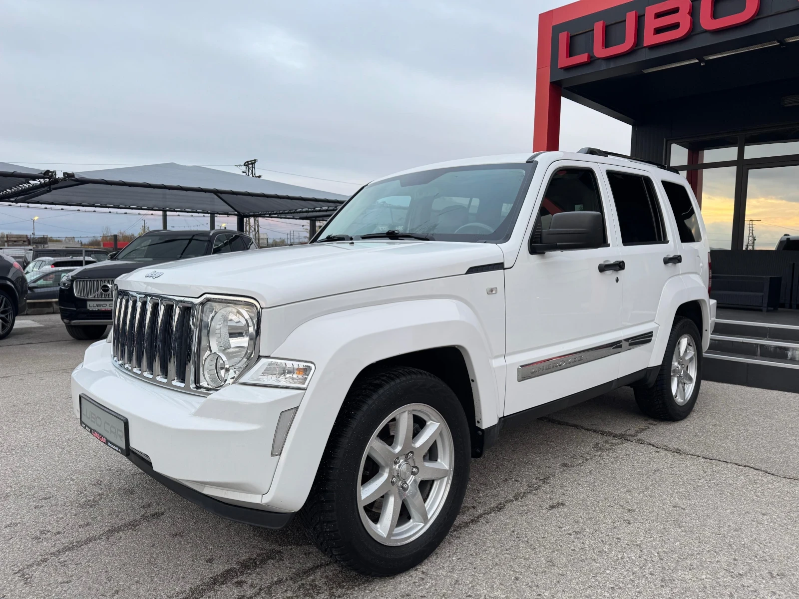 Jeep Cherokee 2.8D-AUT-NAVI---132.- | Mobile.bg   3