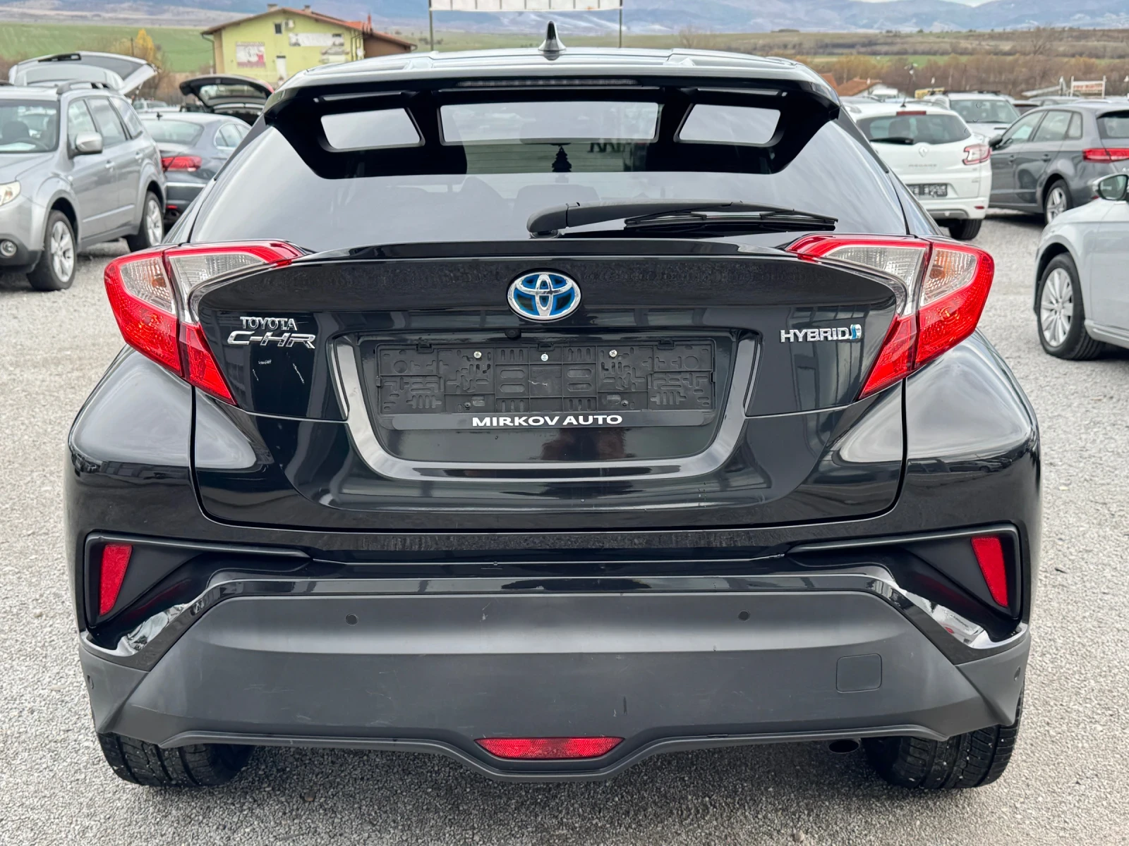 Toyota C-HR 1.8 HYBRID/90.000/STYLE/DISTRONIC/LINE-ASSIST | Mobile.bg   4