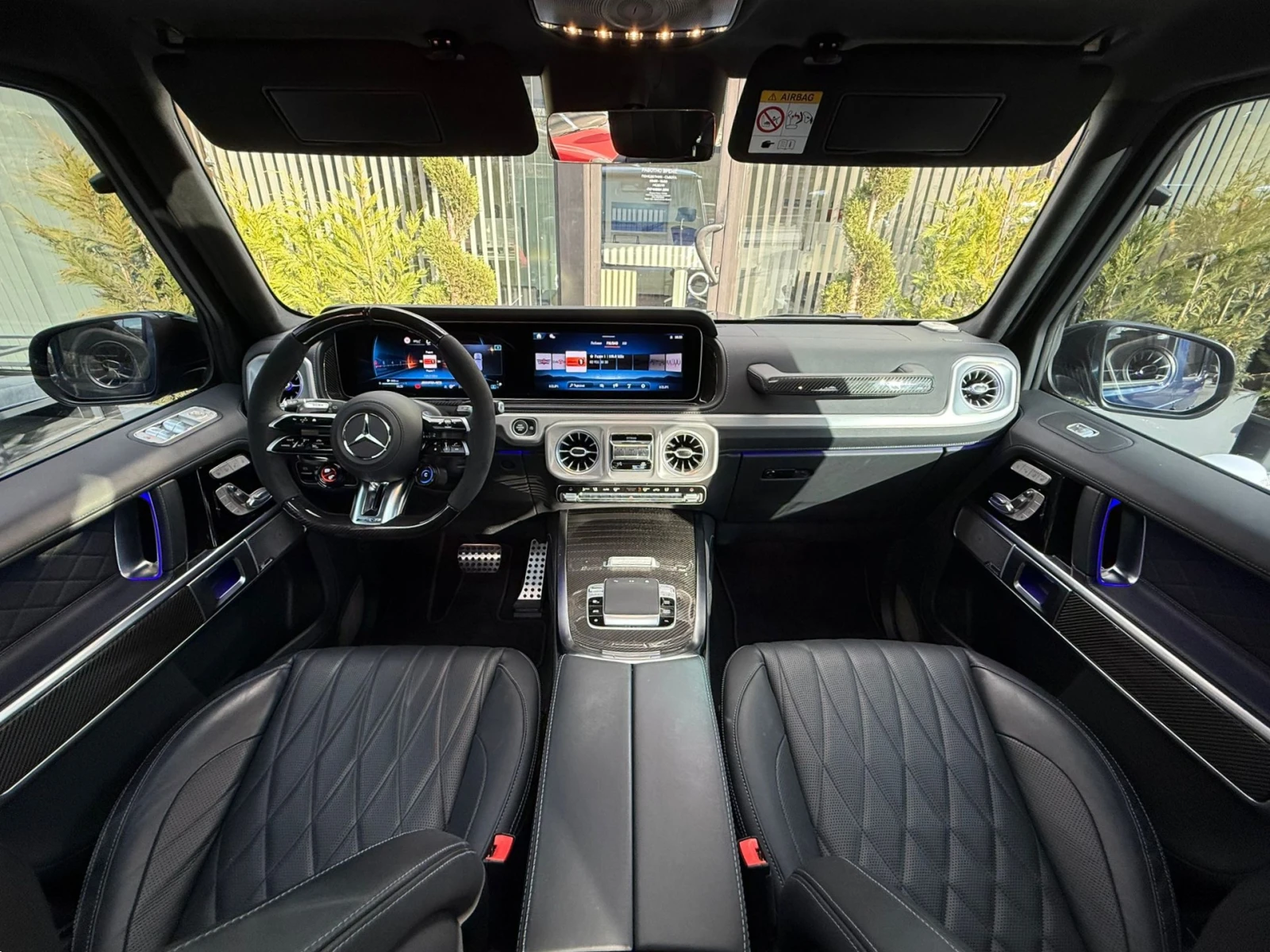 Mercedes-Benz G 63 AMG CARBON/A22/BRILIANT BLUE, снимка 13 - Автомобили и джипове - 53988479