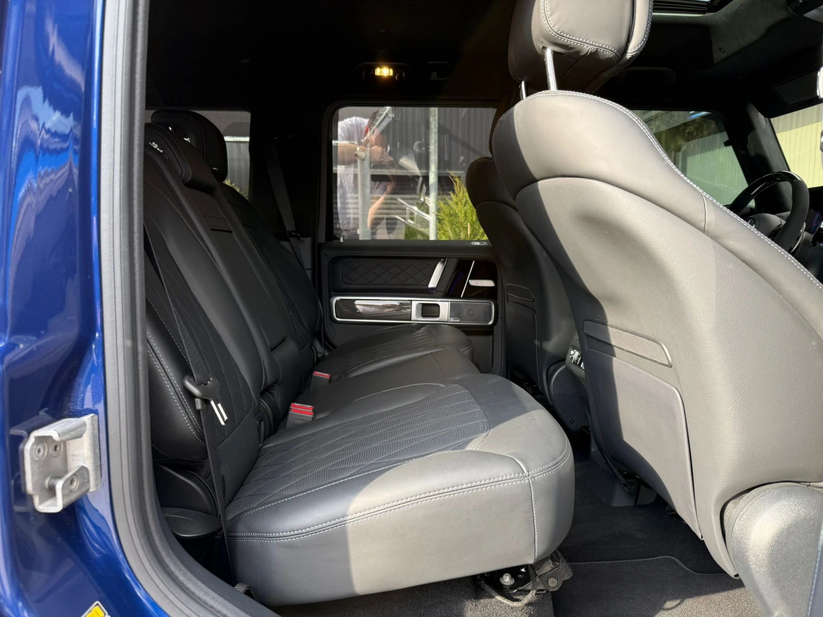 Mercedes-Benz G 63 AMG CARBON/A22/BRILIANT BLUE, снимка 15 - Автомобили и джипове - 53988479