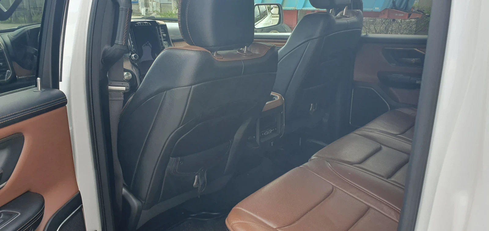 Dodge RAM 1500 Longhorn , снимка 12 - Автомобили и джипове - 54237403