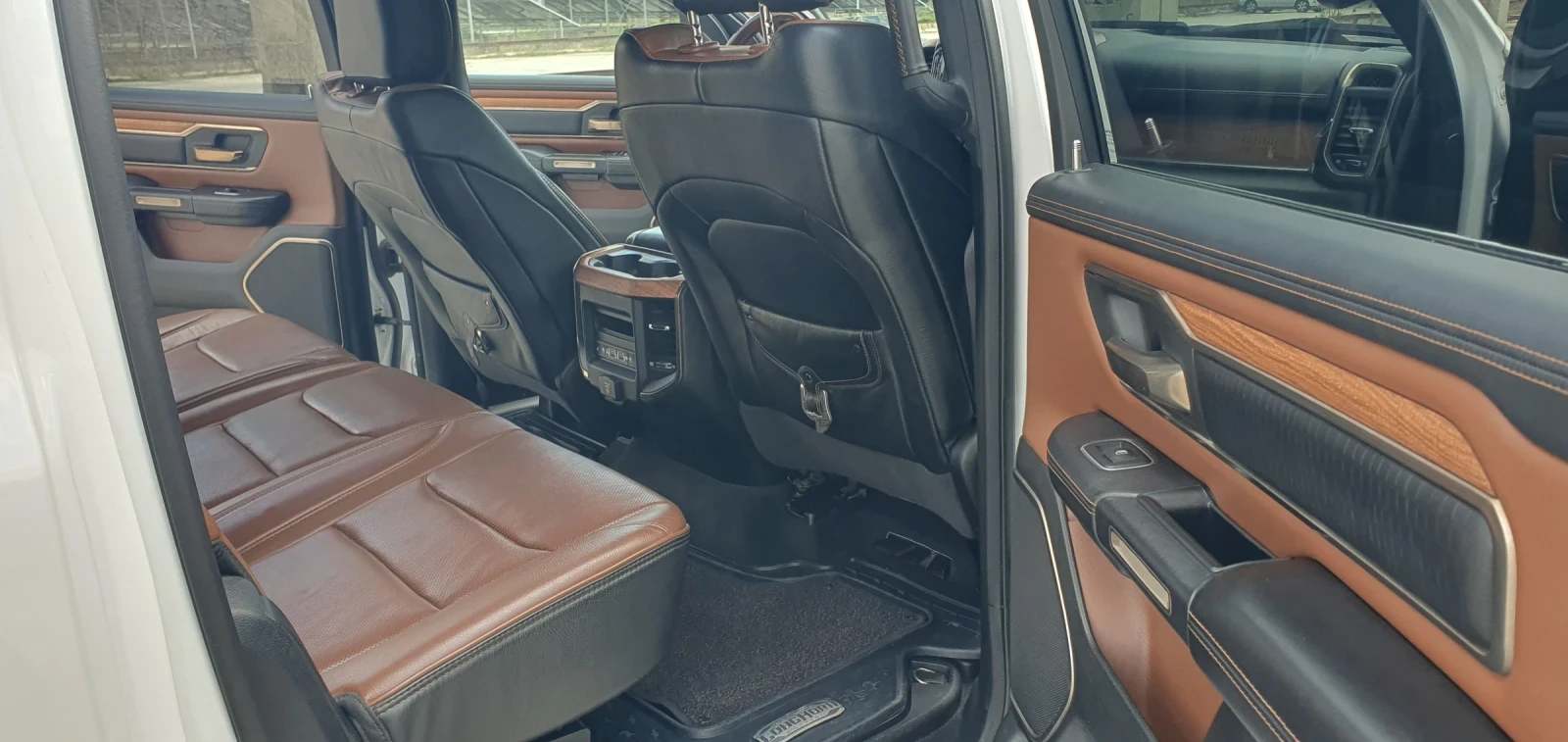 Dodge RAM 1500 Longhorn , снимка 14 - Автомобили и джипове - 54237403