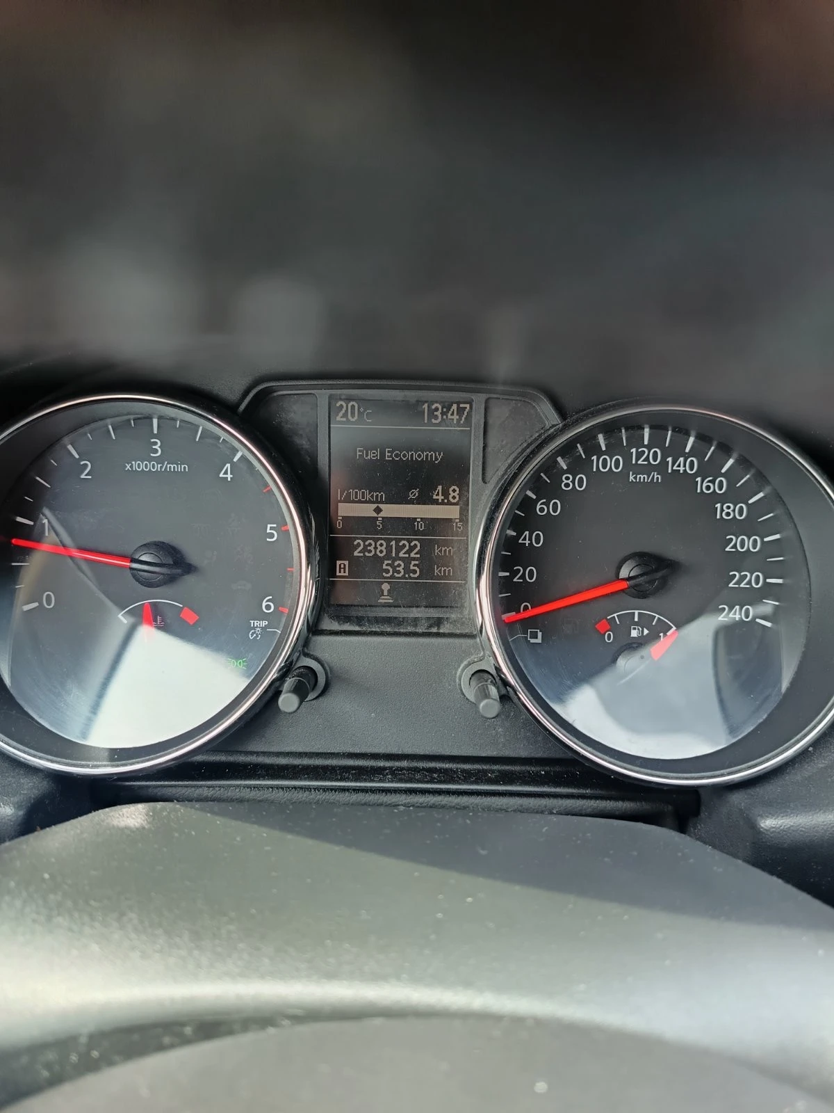 Nissan Qashqai 1.5dci рег.обслуж., снимка 15 - Автомобили и джипове - 54385735