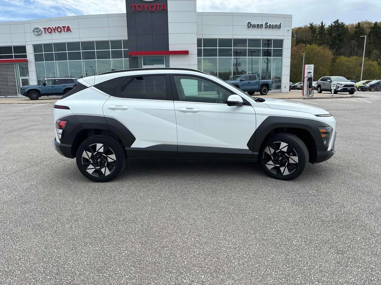Hyundai Kona Preferred/ПОДГРЕВИ/ШИБИДАХ/ДИСТРОНИК, снимка 4 - Автомобили и джипове - 54599170