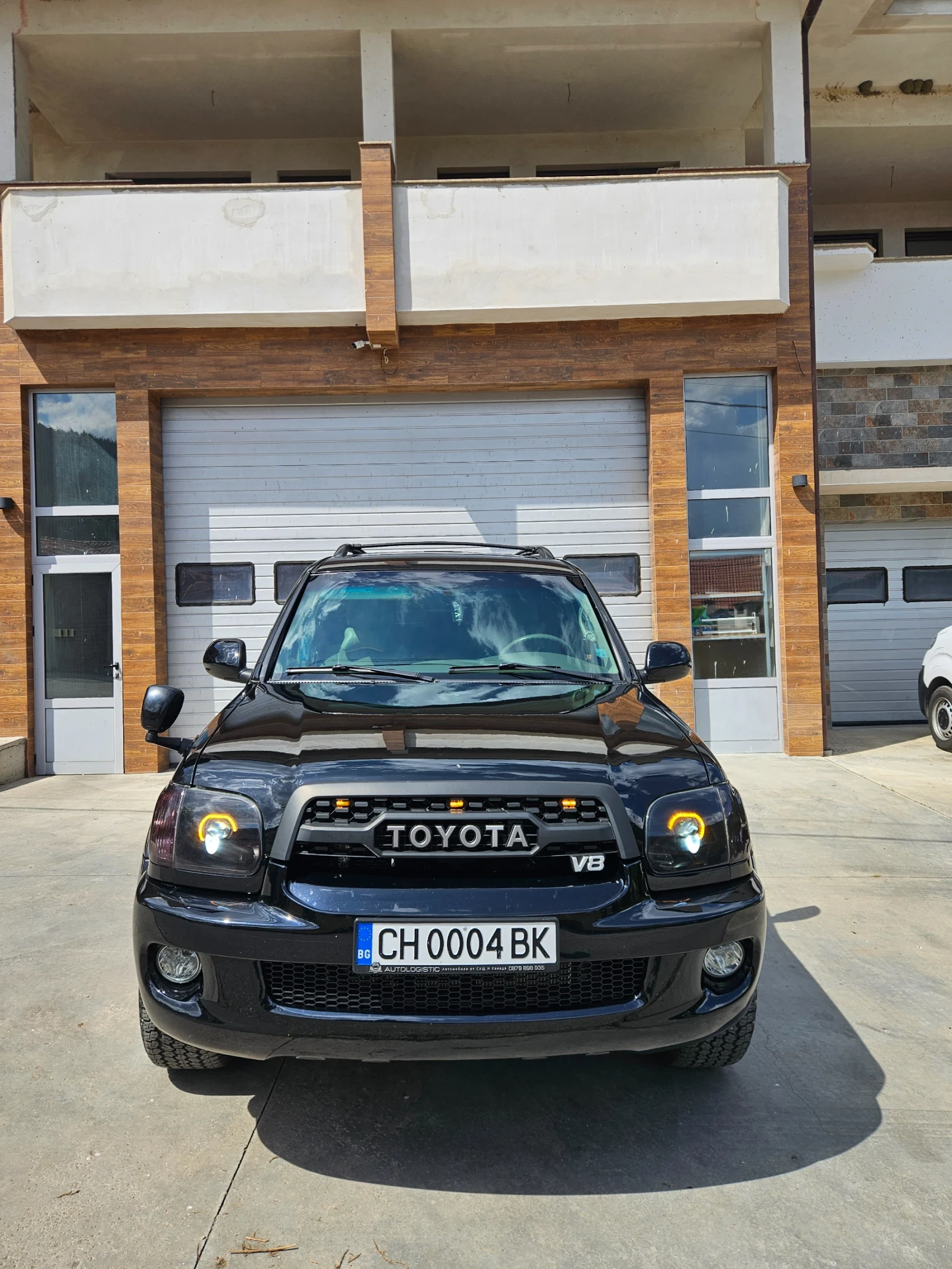 Toyota Sequoia