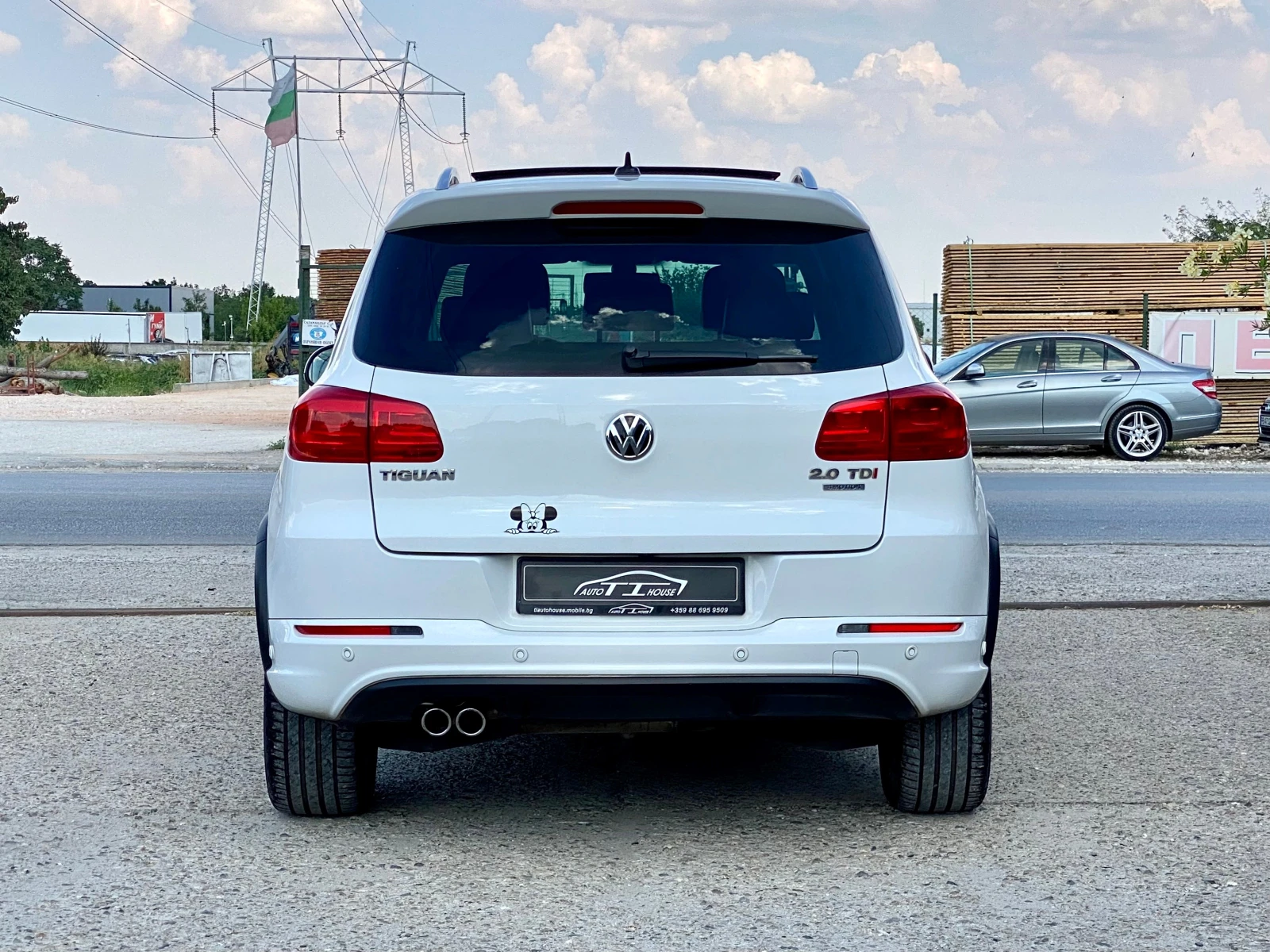 VW Tiguan R-Line* 4 Motion* Pano* 2.0TDI 177кс* , снимка 3 - Автомобили и джипове - 55122213