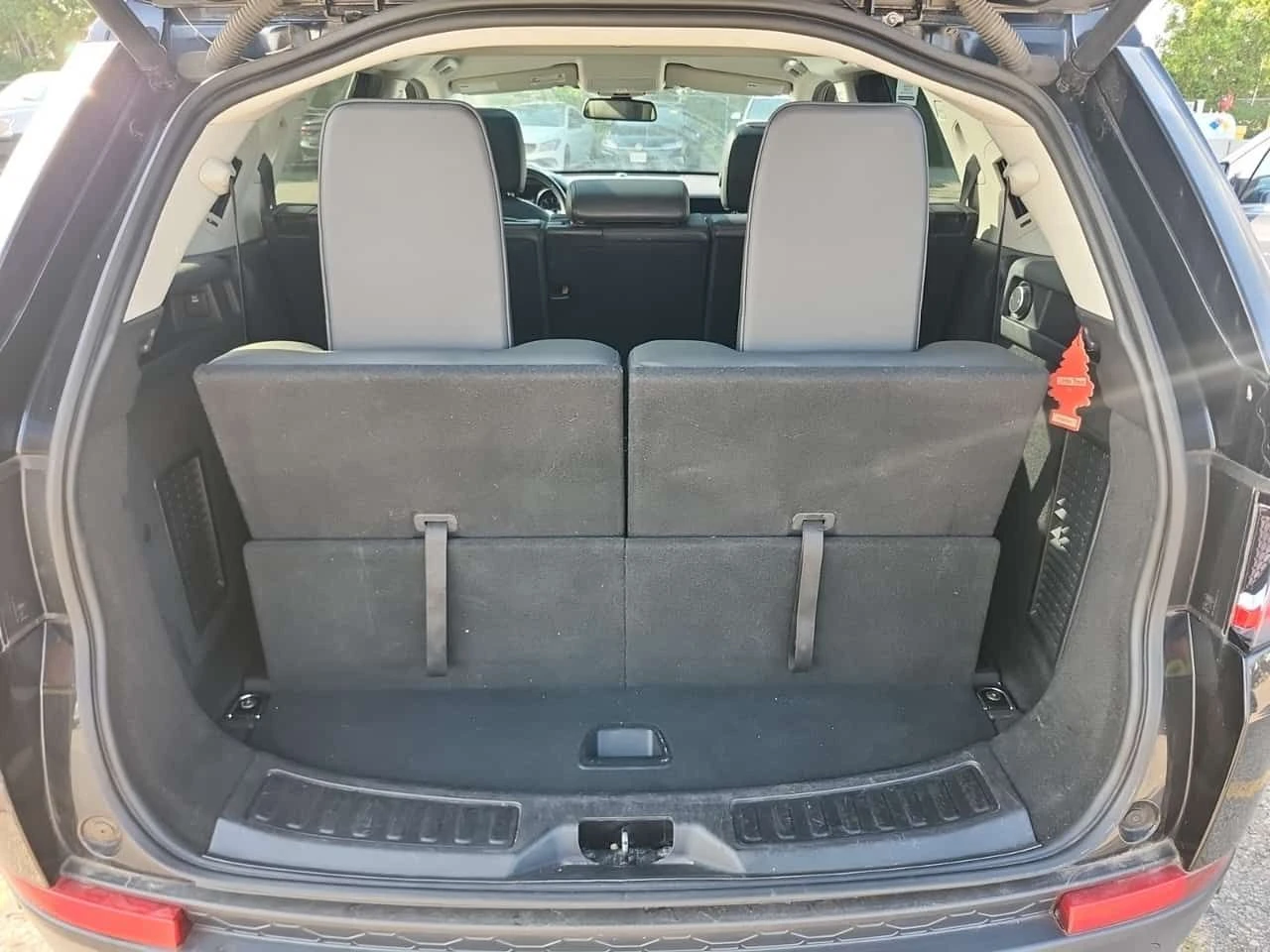 Land Rover Discovery Sport  4wd 4dr Hse Luxury / АВТОКРЕДИТ , снимка 15 - Автомобили и джипове - 55474339