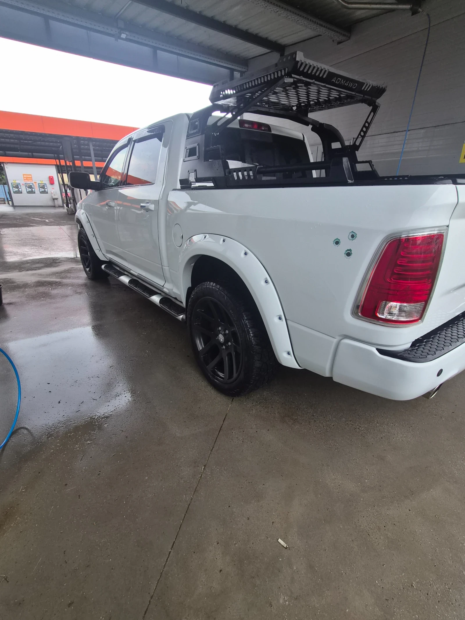 Dodge RAM 1500, снимка 4 - Автомобили и джипове - 55725796