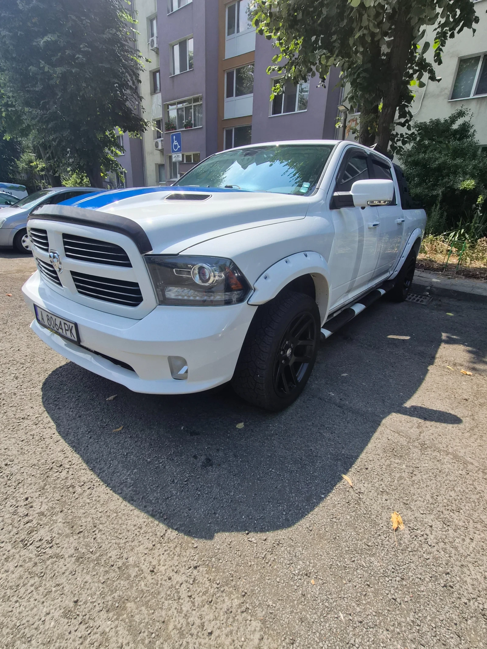 Dodge RAM 1500, снимка 15 - Автомобили и джипове - 55725796