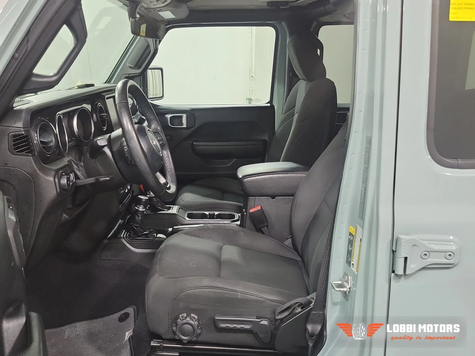 Jeep Wrangler, снимка 5 - Автомобили и джипове - 55928352