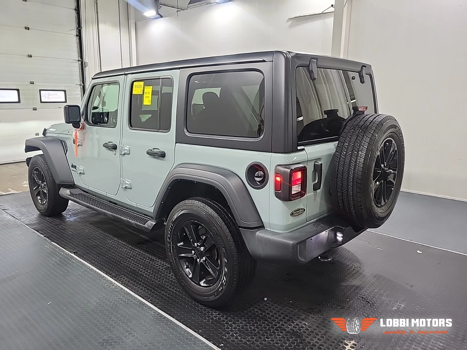 Jeep Wrangler, снимка 4 - Автомобили и джипове - 55928352