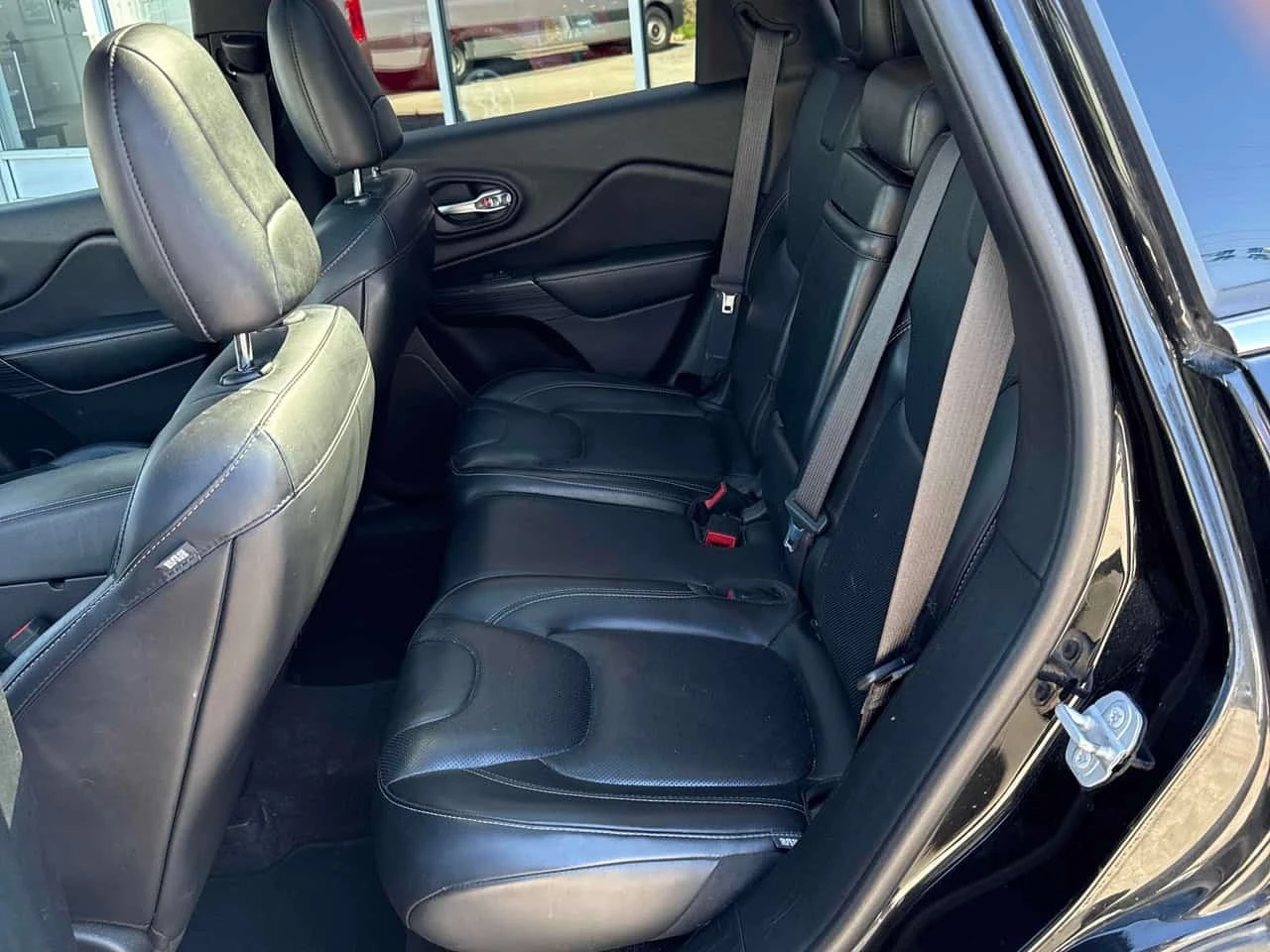 Jeep Cherokee * Limited * CARFAX * БЕЗ ПЪРВОНАЧАЛНА ВНОСКА, снимка 10 - Автомобили и джипове - 56252699