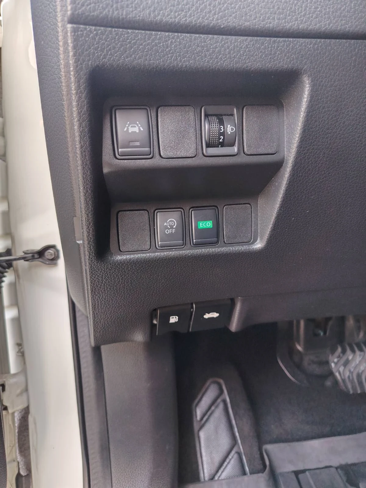 Nissan Qashqai, снимка 8 - Автомобили и джипове - 56589069