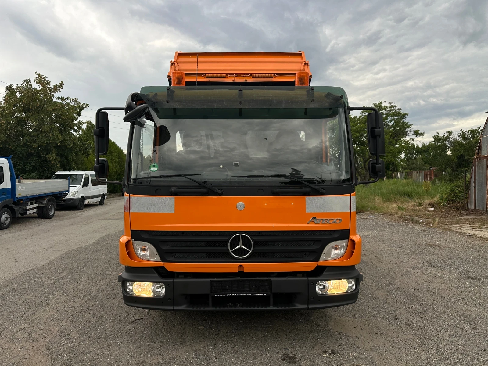 Mercedes-Benz Atego 818* Тристранен самосвал* 4м.* Топ състояние, снимка 2 - Камиони - 55224439
