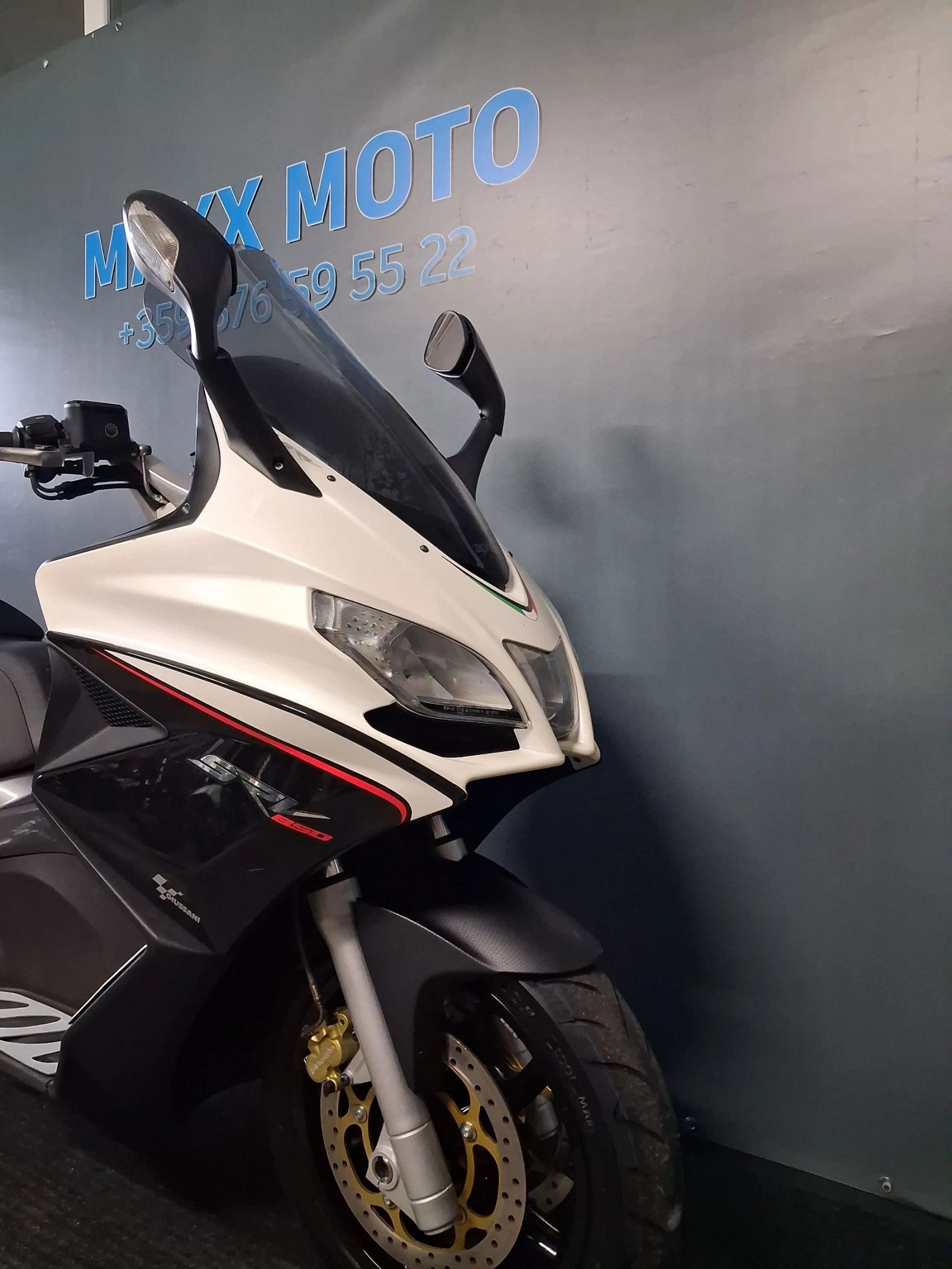 Aprilia SRV 850i ABS TC - изображение 10