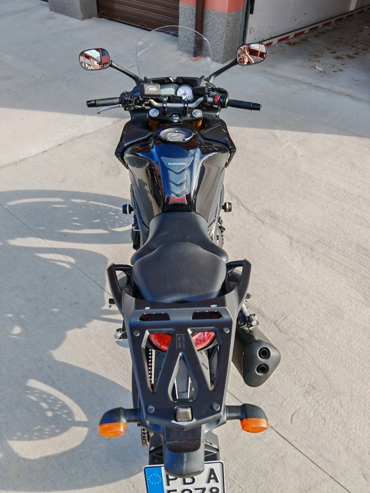 Yamaha FZ8, снимка 6 - Мотоциклети и мототехника - 54135411