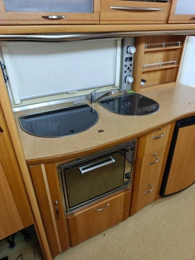 Каравана Fendt Platin 540TG, снимка 10