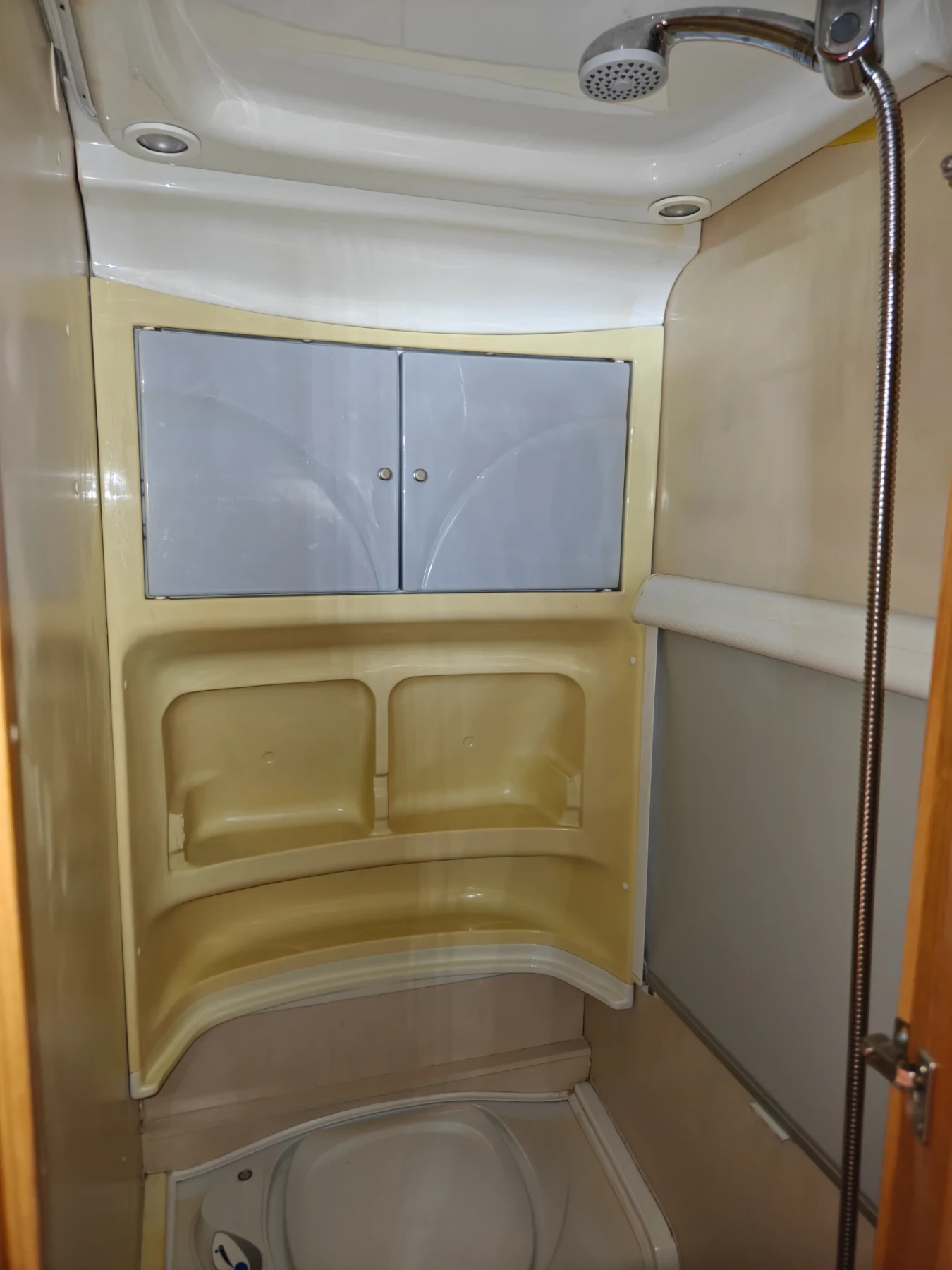 Каравана Fendt Platin 540TG - изображение 6