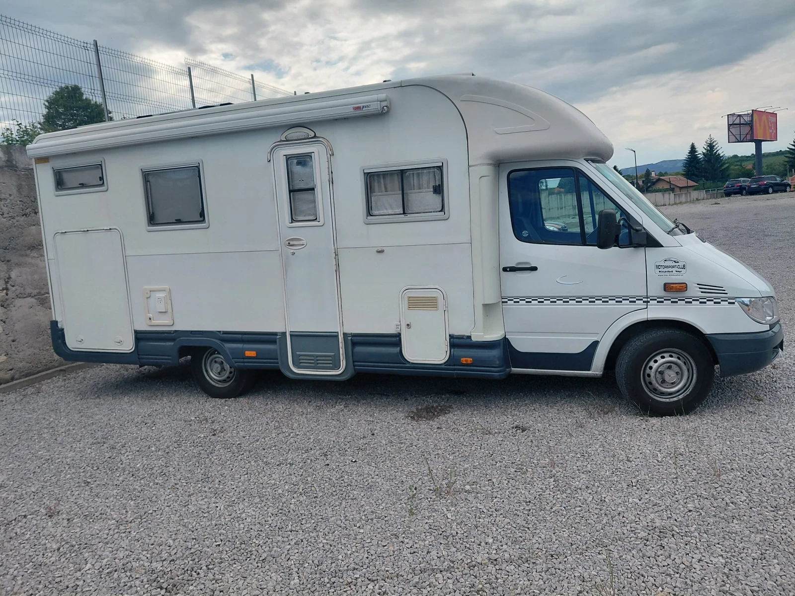 Кемпер Mercedes-Benz 316, снимка 2 - Каравани и кемпери - 54804162