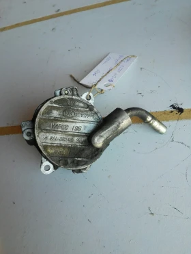 вакуум помпа Мерцедес Е270 W210