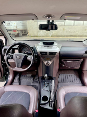 Toyota IQ 1.3 avtomat, снимка 10 - Автомобили и джипове - 45792955