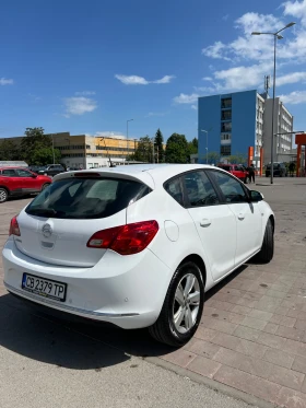 Обява за продажба на Opel Astra J Facelift ~14 200 лв. - изображение 4