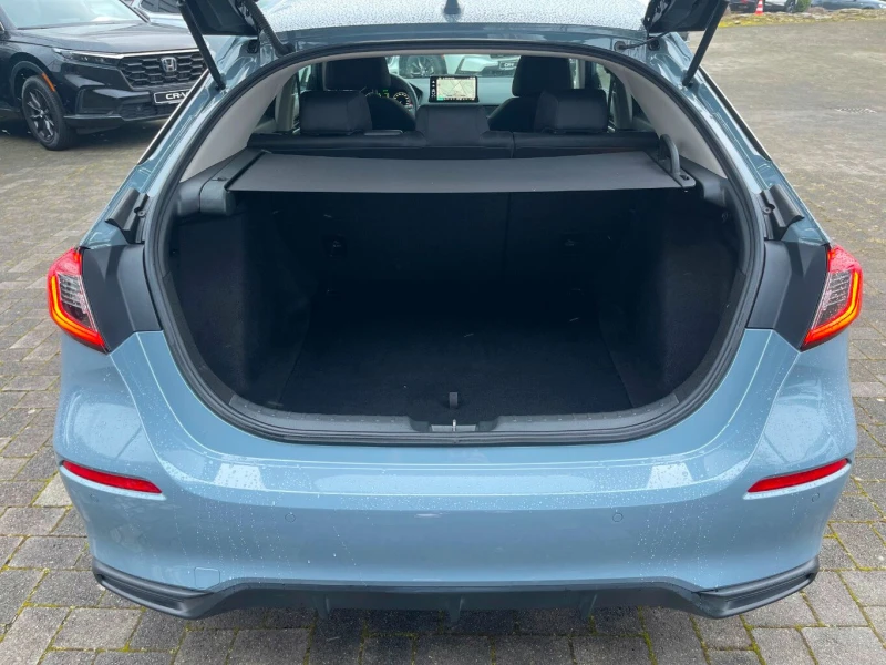 Honda Civic 2.0 i-MMD Hybrid Elegance, снимка 9 - Автомобили и джипове - 23336334