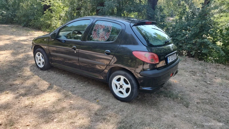 Peugeot 206 1.4 HDi, снимка 3 - Автомобили и джипове - 47712164