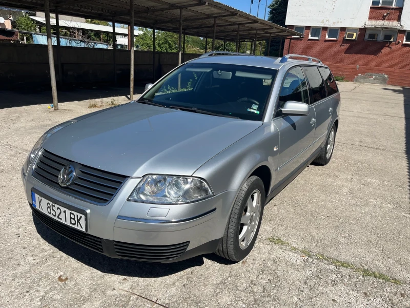 VW Passat, снимка 4 - Автомобили и джипове - 47192092