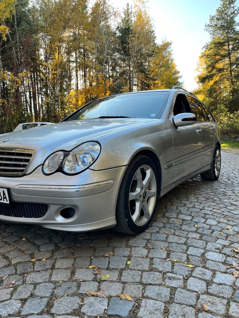 Mercedes-Benz C 220, снимка 2 - Автомобили и джипове - 47851781