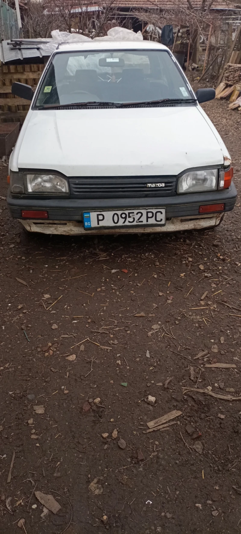 Mazda 323, снимка 4 - Автомобили и джипове - 48960907