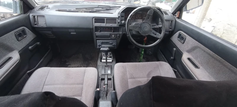 Mazda 323, снимка 7 - Автомобили и джипове - 48960907