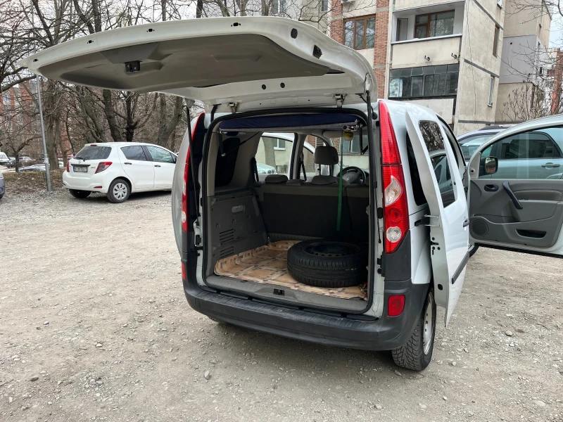 Renault Kangoo, снимка 12 - Автомобили и джипове - 49124344