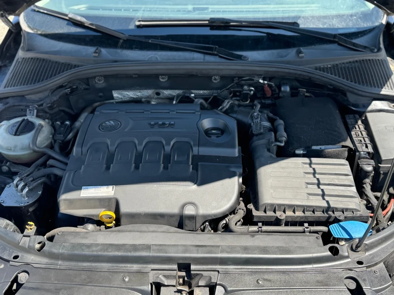 Skoda Octavia 1.6TDI DSG, снимка 9 - Автомобили и джипове - 50101141