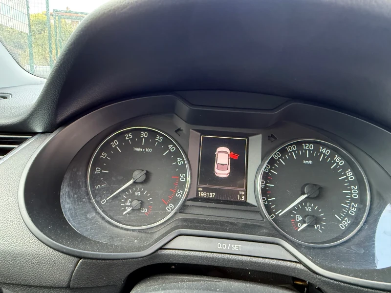 Skoda Octavia 1.6TDI DSG, снимка 5 - Автомобили и джипове - 50101141