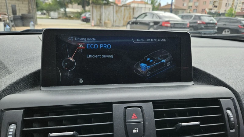 BMW 135 M-SPORT , снимка 17 - Автомобили и джипове - 51916139