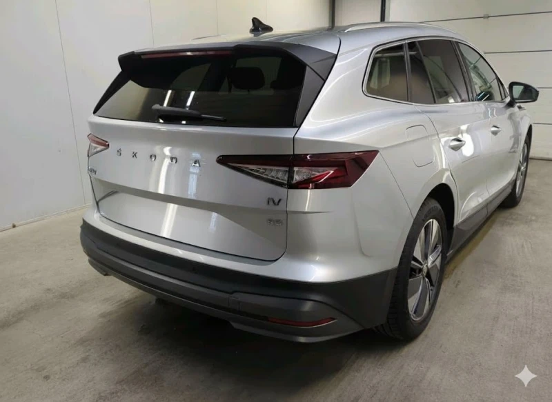 Skoda Enyaq, снимка 3 - Автомобили и джипове - 52317418