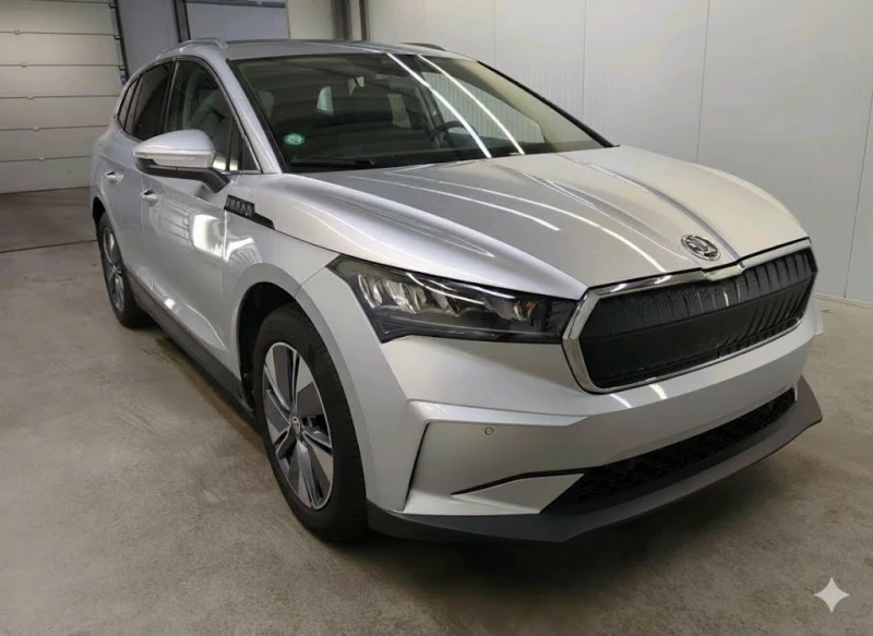 Skoda Enyaq, снимка 2 - Автомобили и джипове - 52317418