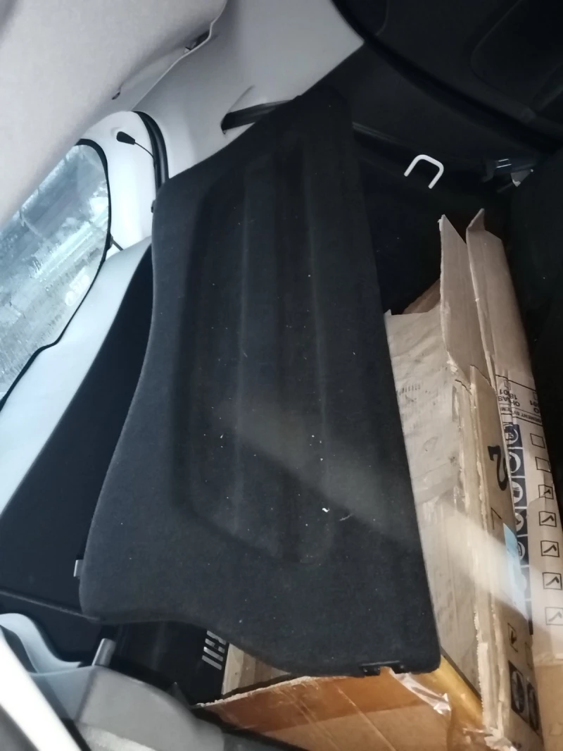 Renault Clio 1.5 d, снимка 6 - Автомобили и джипове - 52652115