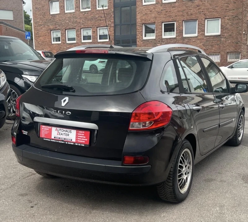 Renault Clio 1.2 TSE , снимка 2 - Автомобили и джипове - 52893229