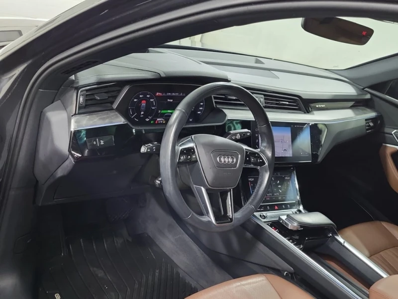 Audi E-Tron S-Line * TECHNIK * CARFAX * , снимка 7 - Автомобили и джипове - 53238895