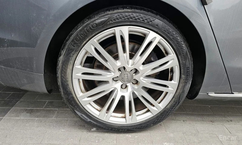 Audi A8, снимка 5 - Автомобили и джипове - 53563762