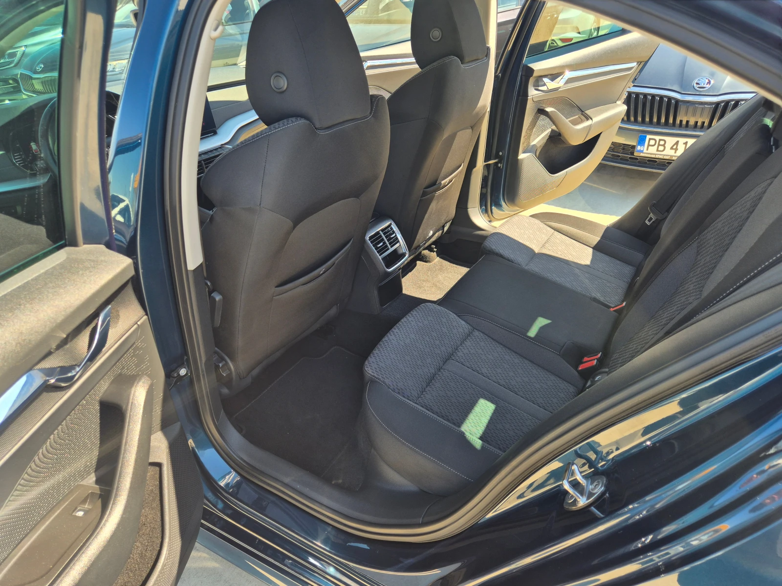 Skoda Octavia  STYLE = 1.5 TSI M/T 150кс, снимка 12 - Автомобили и джипове - 49184036