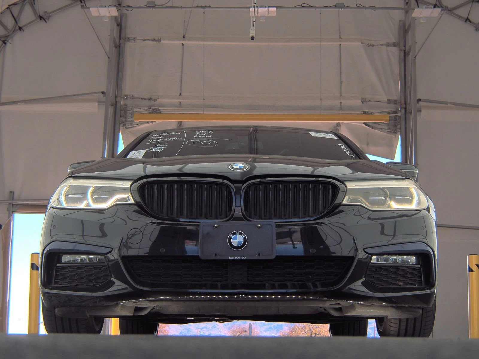 BMW 540 M-pack* дистроник* head up* вакум* М-performance*  - изображение 2