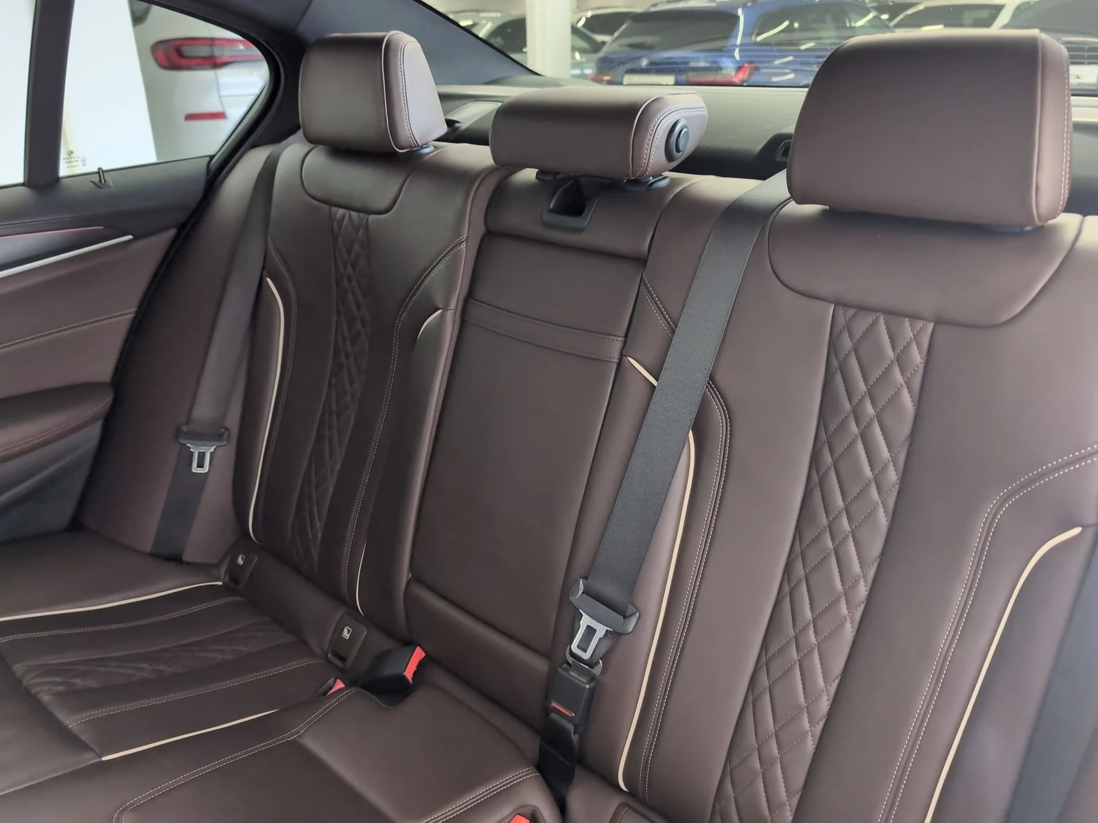 BMW 530 d xDrive M-Sport Laser/Massage/360/Nappa/HK - изображение 9