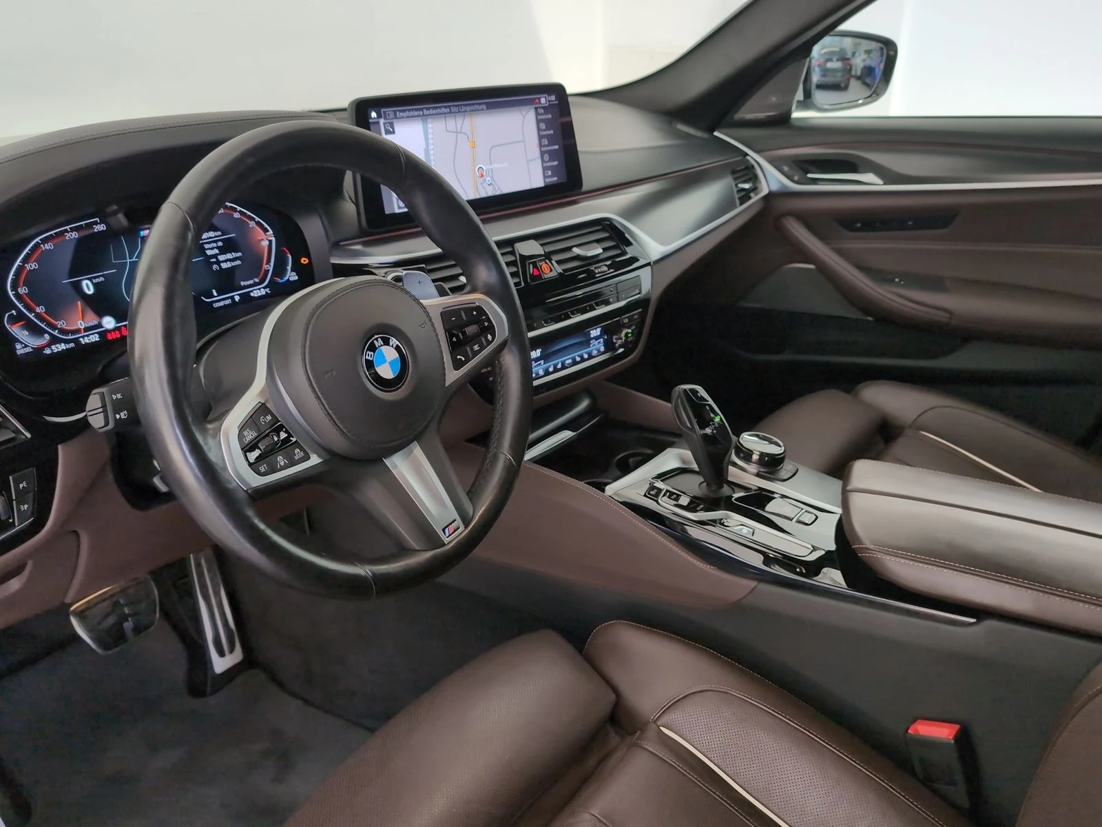 BMW 530 d xDrive M-Sport Laser/Massage/360/Nappa/HK - изображение 5