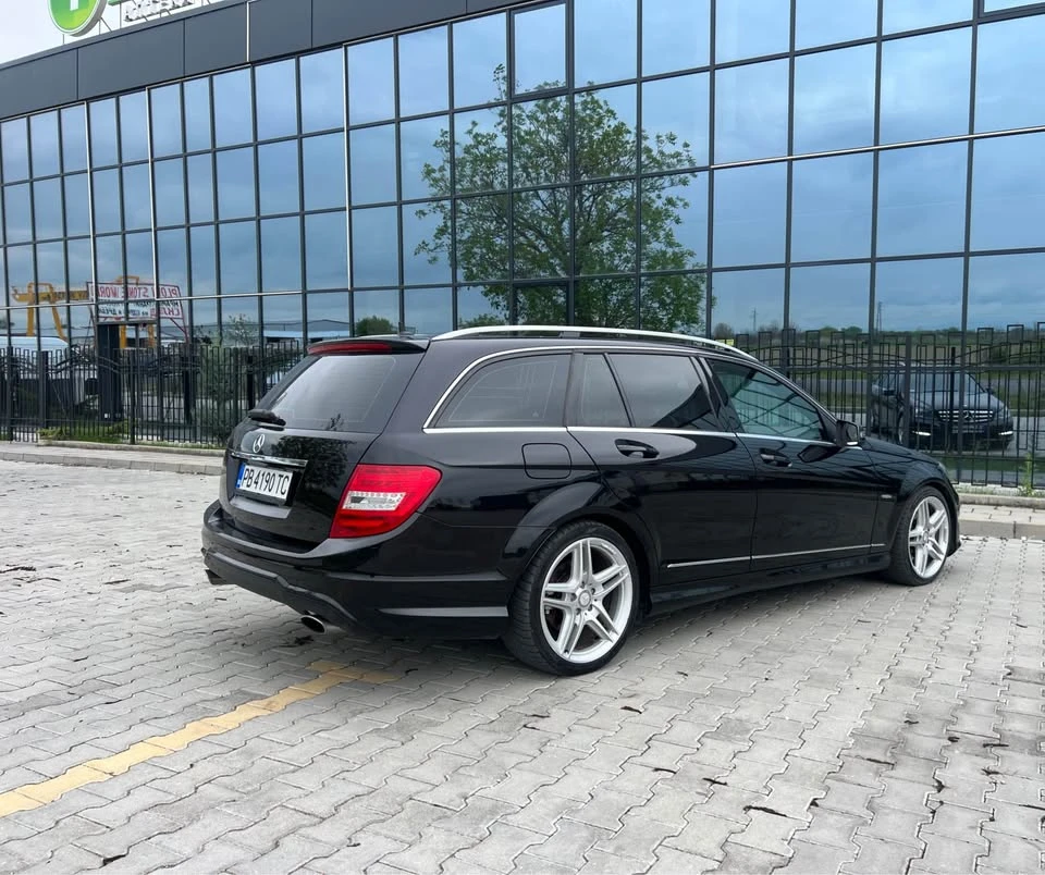 Mercedes-Benz C 300 CDI AMG 4MATIC - изображение 2
