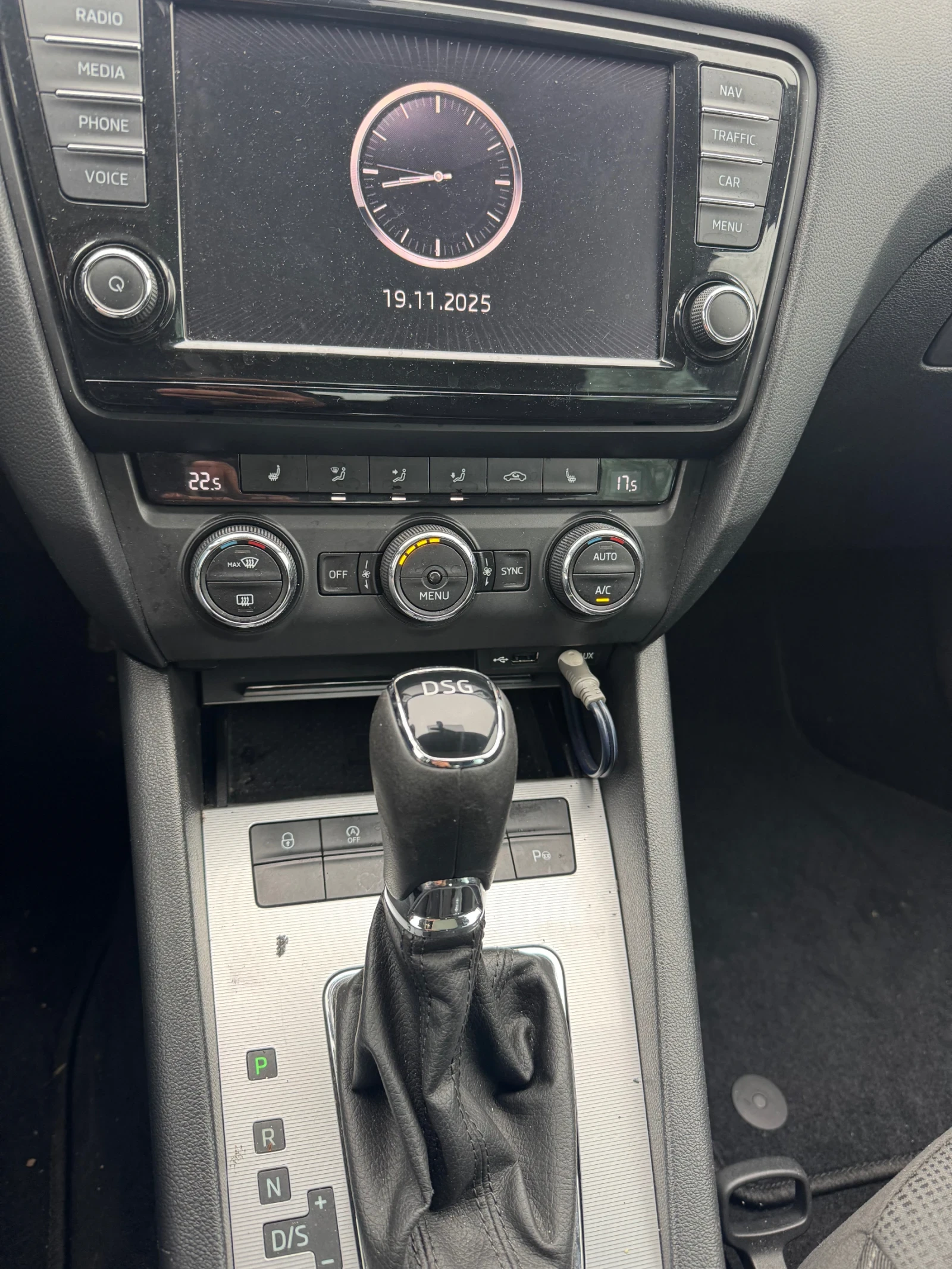 Skoda Octavia 1.6TDI DSG | Mobile.bg   14