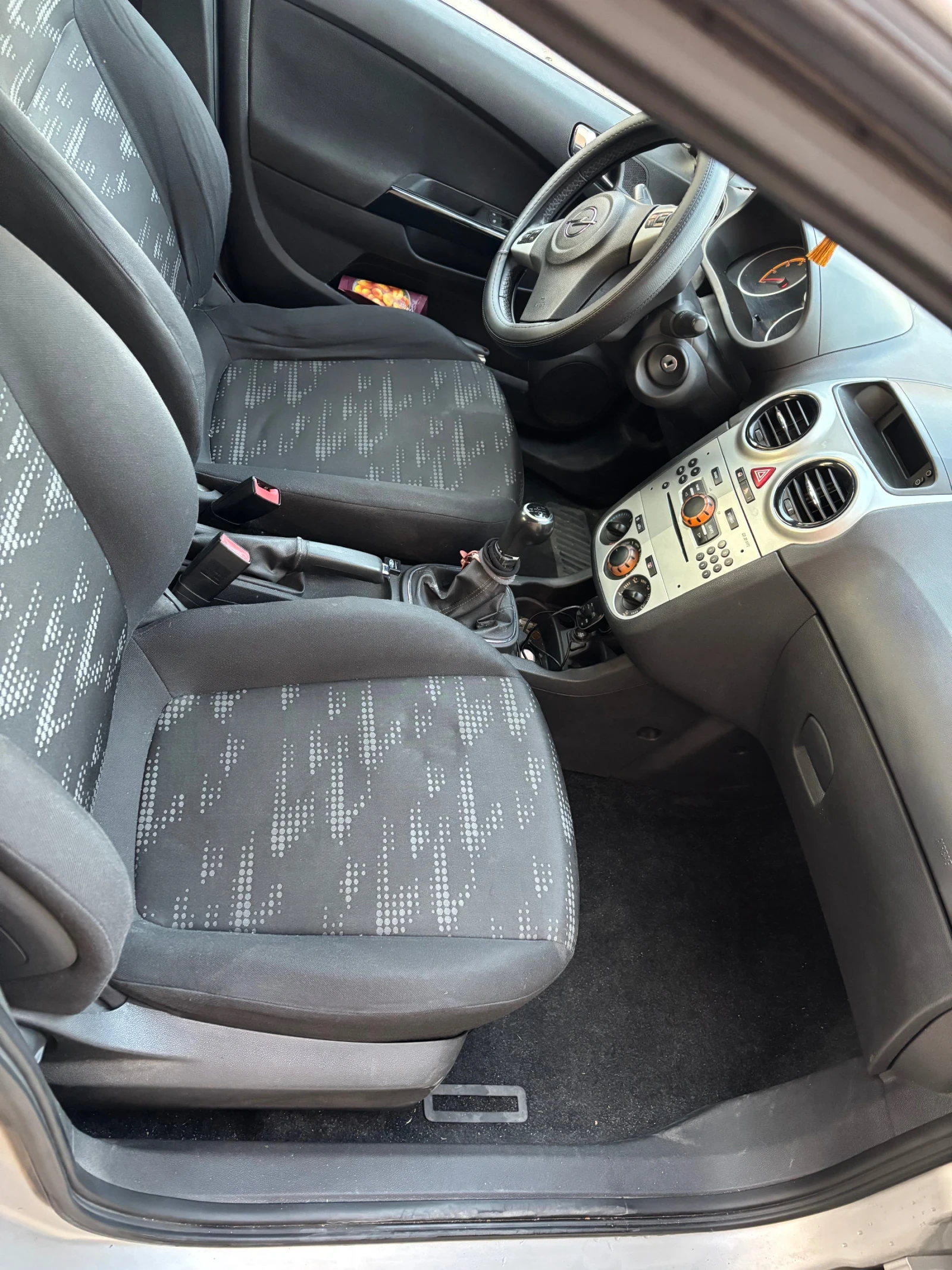 Opel Corsa 1.2 Gas injection  - изображение 4